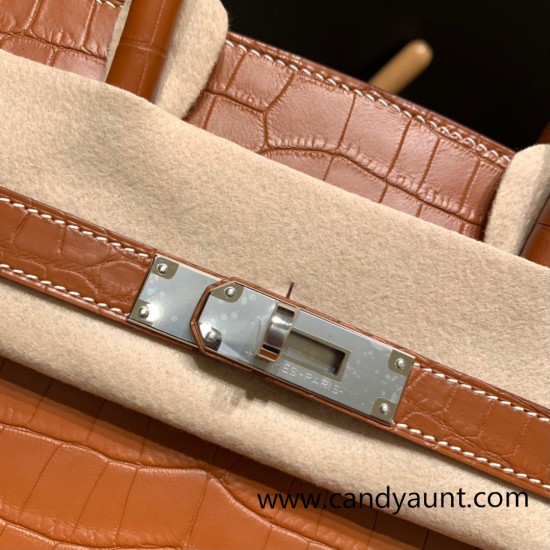 Hermes Birkin 30cm Matta Crocodile 37/ Gold Silver Hardware Full Handmade Hermes Birkin 30cm Matta Crocodile 37/ Gold Silver Hardware Full Handmade