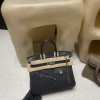 Hermès Birkin Rock FW Series – The bag’s design draws inspiration from rider jackets, and when paired with the pig nose chain, it creates a unique and cool finish.