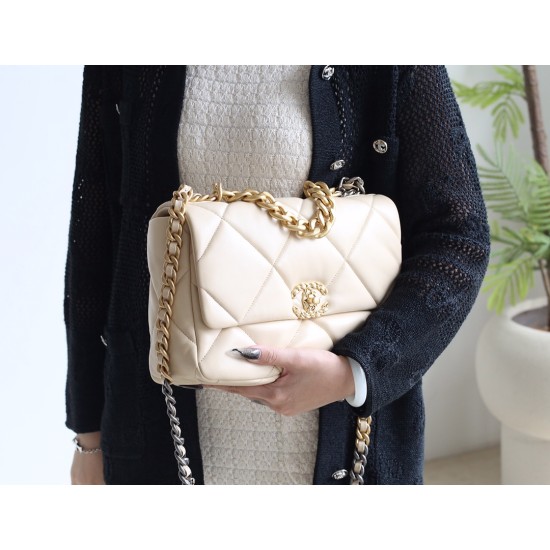 【新登場】CHANEL 19Bag ミッドサイズハンドバッグ アップグレードバージョン ミルクアプリコット色 - エレガンスと実用性の融合 【新登場】CHANEL 19Bag ミッドサイズハンドバッグ アップグレードバージョン ミルクアプリコット色 - エレガンスと実用性の融合