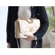【新登場】CHANEL 19Bag ミッドサイズハンドバッグ アップグレードバージョン ミルクアプリコット色 - エレガンスと実用性の融合 【新登場】CHANEL 19Bag ミッドサイズハンドバッグ アップグレードバージョン ミルクアプリコット色 - エレガンスと実用性の融合