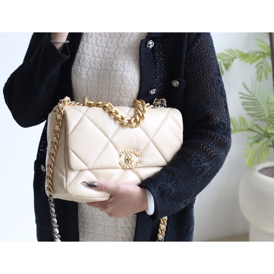 【新登場】CHANEL 19Bag ミッドサイズハンドバッグ アップグレードバージョン ミルクアプリコット色 - エレガンスと実用性の融合 【新登場】CHANEL 19Bag ミッドサイズハンドバッグ アップグレードバージョン ミルクアプリコット色 - エレガンスと実用性の融合