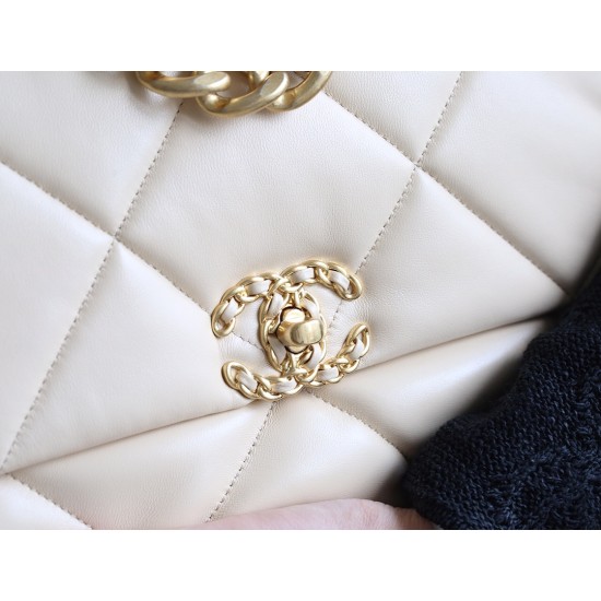 【新登場】CHANEL 19Bag ミッドサイズハンドバッグ アップグレードバージョン ミルクアプリコット色 - エレガンスと実用性の融合 【新登場】CHANEL 19Bag ミッドサイズハンドバッグ アップグレードバージョン ミルクアプリコット色 - エレガンスと実用性の融合
