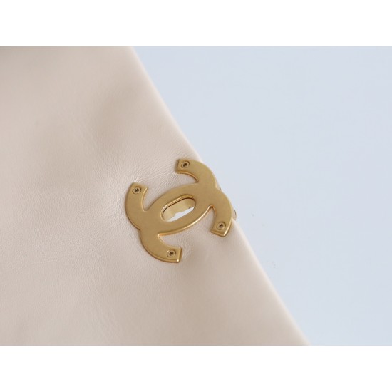 【新登場】CHANEL 19Bag ミッドサイズハンドバッグ アップグレードバージョン ミルクアプリコット色 - エレガンスと実用性の融合 【新登場】CHANEL 19Bag ミッドサイズハンドバッグ アップグレードバージョン ミルクアプリコット色 - エレガンスと実用性の融合