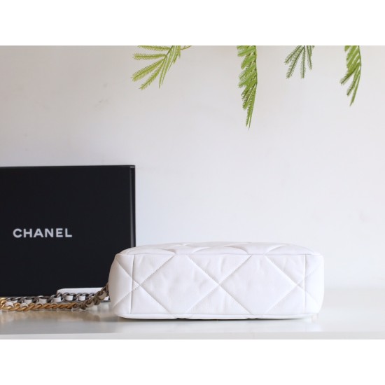 【新登場】CHANEL 19Bag ミッドサイズハンドバッグ アップグレードバージョン ホワイト - ハイクラスで万能なファッションアイテム 【新登場】CHANEL 19Bag ミッドサイズハンドバッグ アップグレードバージョン ホワイト - ハイクラスで万能なファッションアイテム
