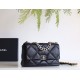【新登場】CHANEL 19Bag ミッドサイズハンドバッグ アップグレードバージョン ブラックシルバークラス - 三色チェーンで彩るエレガンス 【新登場】CHANEL 19Bag ミッドサイズハンドバッグ アップグレードバージョン ブラックシルバークラス - 三色チェーンで彩るエレガンス