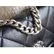 【新登場】CHANEL 19Bag ミッドサイズハンドバッグ アップグレードバージョン ブラックシルバークラス - 三色チェーンで彩るエレガンス 【新登場】CHANEL 19Bag ミッドサイズハンドバッグ アップグレードバージョン ブラックシルバークラス - 三色チェーンで彩るエレガンス