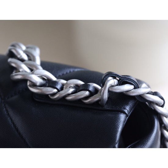 【新登場】CHANEL 19Bag ミッドサイズハンドバッグ アップグレードバージョン ブラックシルバークラス - 三色チェーンで彩るエレガンス 【新登場】CHANEL 19Bag ミッドサイズハンドバッグ アップグレードバージョン ブラックシルバークラス - 三色チェーンで彩るエレガンス