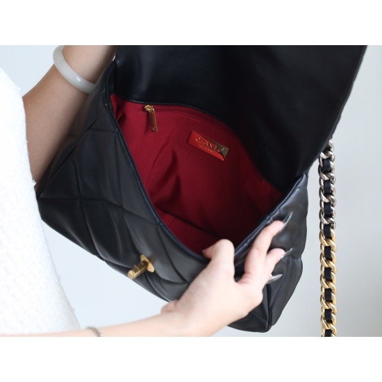 【新登場】CHANEL 19Bag ミッドサイズハンドバッグ アップグレードバージョン ブラックゴールドクラス - 三色金色チェーンで輝くエレガンス 【新登場】CHANEL 19Bag ミッドサイズハンドバッグ アップグレードバージョン ブラックゴールドクラス - 三色金色チェーンで輝くエレガンス