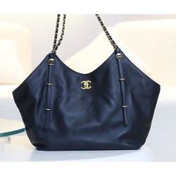 2025NEW-002 CHANEL 25s春夏ランウェイ トートバッグ：レトロゴールドと大格子で輝くラグジュアリー​ 31×26×11 cm 