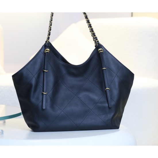 2025NEW-002 CHANEL 25s春夏ランウェイ トートバッグ：レトロゴールドと大格子で輝くラグジュアリー​ 31×26×11 cm 