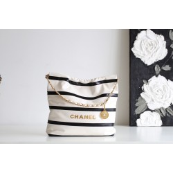 Chanel 24s カスタムカラー 22Bag ホワイト / ブラック - クラシック × トレンドのバイカラーバッグ 35×37×7 cm