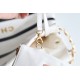 Chanel 24s カスタムカラー 22Bag ホワイト / ブラック - クラシック × トレンドのバイカラーバッグ 35×37×7 cm Chanel 24s カスタムカラー 22Bag ホワイト / ブラック - クラシック × トレンドのバイカラーバッグ 35×37×7 cm