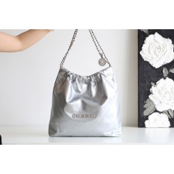 【100 周年記念】Chanel 22bag ゴミ袋バッグ - モンテベロ油蠟牛革 × 独創的デザイン 39×42×8cm