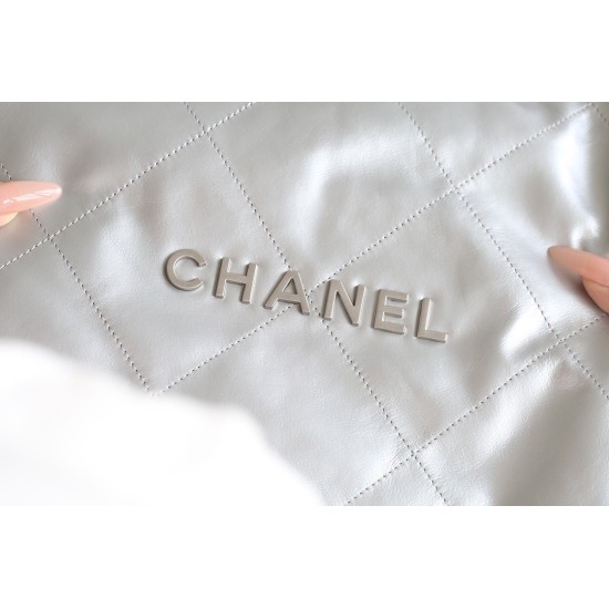 【100 周年記念】Chanel 22bag ゴミ袋バッグ - モンテベロ油蠟牛革 × 独創的デザイン 39×42×8cm 【100 周年記念】Chanel 22bag ゴミ袋バッグ - モンテベロ油蠟牛革 × 独創的デザイン 39×42×8cm