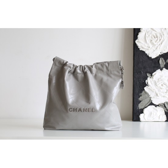 【No.22 香水 100 周年記念】Chanel 22 バッグ ゴミ袋デザイン - モンテベロ油蝋牛革 × モダンエレガンス 39×42×8cm 【No.22 香水 100 周年記念】Chanel 22 バッグ ゴミ袋デザイン - モンテベロ油蝋牛革 × モダンエレガンス 39×42×8cm