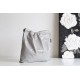【No.22 香水 100 周年記念】Chanel 22 バッグ ゴミ袋デザイン - モンテベロ油蝋牛革 × モダンエレガンス 39×42×8cm 【No.22 香水 100 周年記念】Chanel 22 バッグ ゴミ袋デザイン - モンテベロ油蝋牛革 × モダンエレガンス 39×42×8cm