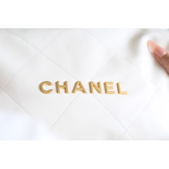 【No°22 香水 100 周年記念】Chanel 22 バッグ ゴミ袋デザイン - モンテベロ油蝋牛革 × 圧倒的バランス感 39×42×8cm 【No°22 香水 100 周年記念】Chanel 22 バッグ ゴミ袋デザイン - モンテベロ油蝋牛革 × 圧倒的バランス感 39×42×8cm