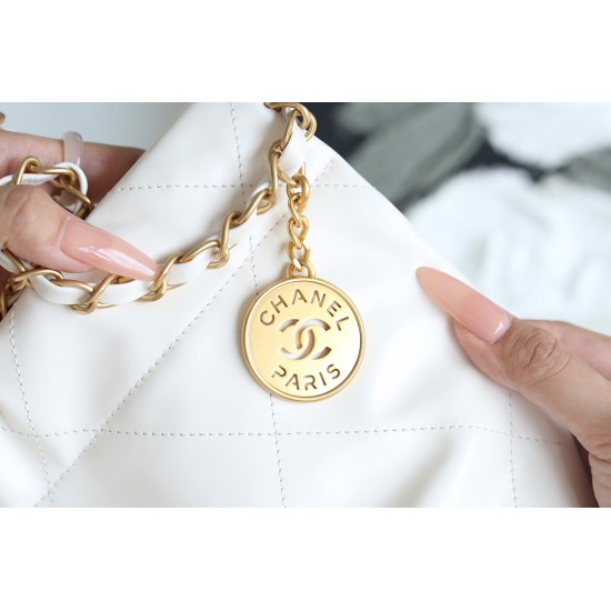 【No°22 香水 100 周年記念】Chanel 22 バッグ ゴミ袋デザイン - モンテベロ油蝋牛革 × 次世代クラシック 35×37×7cm 【No°22 香水 100 周年記念】Chanel 22 バッグ ゴミ袋デザイン - モンテベロ油蝋牛革 × 次世代クラシック 35×37×7cm