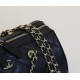 Chanel 25P Mini ボウリングバッグ|クラシックと革新の融合、丸型デザインと 18K 薄金で魅せるファッションアイテム 11.7×18.7×11 cm Chanel 25P Mini ボウリングバッグ|クラシックと革新の融合、丸型デザインと 18K 薄金で魅せるファッションアイテム 11.7×18.7×11 cm