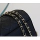 Chanel 25P Mini ボウリングバッグ|クラシックと革新の融合、丸型デザインと 18K 薄金で魅せるファッションアイテム 11.7×18.7×11 cm Chanel 25P Mini ボウリングバッグ|クラシックと革新の融合、丸型デザインと 18K 薄金で魅せるファッションアイテム 11.7×18.7×11 cm