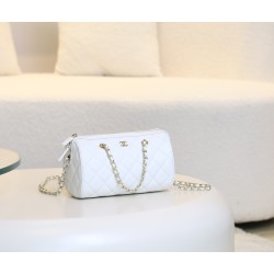 Chanel 25P Mini ボウリングバッグ｜クラシック必殺技！丸バケツ型と 18K 薄金で魅せるファッション実用両立の逸品​ 11.7×18.7×11 cm