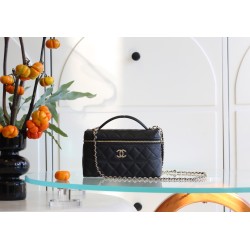 【新品入荷】シャネル 25C 早春コレクション LP ハンドトラバース クラッチバッグ - レディースのエレガンスを引き立てる究極のアイテム​ 19×10.7×7 