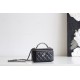 【新品登場】Chanel 化粧用ロングケース - ダイヤモンドと小牛革の究極のエレガンス​ 9.7×19×5.8 cm 