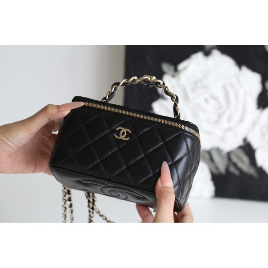 【23K 限定】新ロゴ ウォーリストケース - 仔羊革と金メッキの究極ファッションアイテム​17×9.5×8 cm