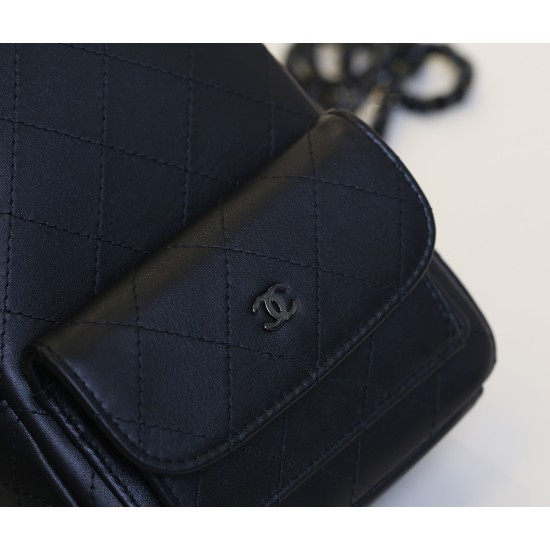【限定入荷】Chanel So Black Mini リュック 全黒個性デザイン 3way 実用性抜群 ハス小牛革バッグ 18×13×9cm 【限定入荷】Chanel So Black Mini リュック 全黒個性デザイン 3way 実用性抜群 ハス小牛革バッグ 18×13×9cm