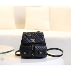 【24P 春夏新登場】Chanel ダブルポケット ヴィンテージ バックパック 「カエルのダブルショルダーバッグ」 スリムフィット 20.5×20×11.5cm