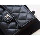【シャネル クラシック 3 つ折り財布】キャビアレザー × ダブル C ロゴ マルチファンクション実用派 11.5×10.5×3cm