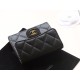 【シャネル】クラシック 3 つ折り財布｜キャビアレザー × ダブル C ロゴ ハイクオリティ実用派 11.5×10.5×3cm
