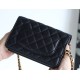 Chanel 24s 最も輝くダブルパール WOC｜幸運のパールと小羊革で彩る、クラシックを超えたおしゃれな日常​ 16.7×10.7×3.7cm