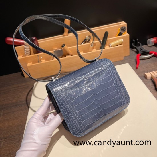 Hermes Constance 19cm Crocodile N7 /Blue Tempete 18cm Full Handmade Hermes Constance 19cm Crocodile N7 /Blue Tempete 18cm Full Handmade