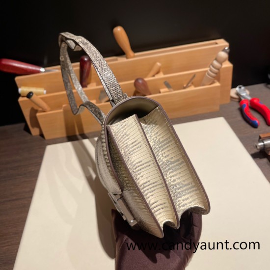 Hermes Constance 19cm 1B/Ombre Silver Hardware 18cm Full Handmade Hermes Constance 19cm 1B/Ombre Silver Hardware 18cm Full Handmade