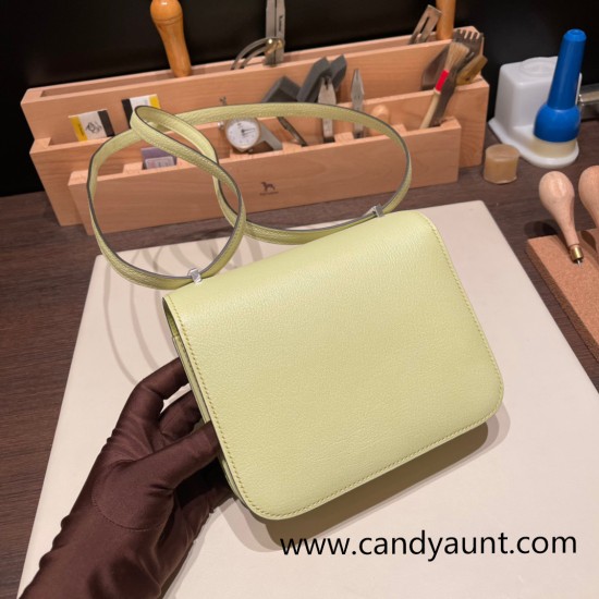Hermes Constance 19cm Chevre R9 /Jaune Bourgeon 18cm Full Handmade Hermes Constance 19cm Chevre R9 /Jaune Bourgeon 18cm Full Handmade