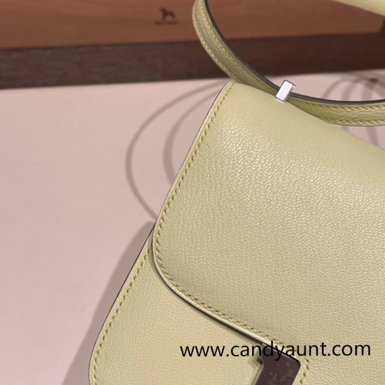 Hermes Constance 19cm Chevre R9 /Jaune Bourgeon 18cm Full Handmade Hermes Constance 19cm Chevre R9 /Jaune Bourgeon 18cm Full Handmade