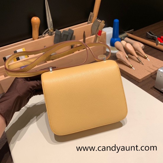 Hermes Constance 19cm Chevre 1S Foin Silver Hardware 18cm Full Handmade Hermes Constance 19cm Chevre 1S Foin Silver Hardware 18cm Full Handmade