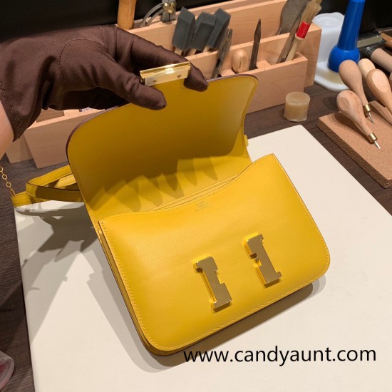 Hermes Constance 19cm swift 9D /Jaune Ambre Gold Hardware 18cm Full Handmade Hermes Constance 19cm swift 9D /Jaune Ambre Gold Hardware 18cm Full Handmade