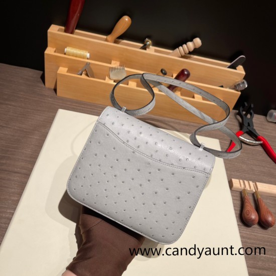 Hermes Constance 19cm ostrich 8L /Beton Gold Hardware 18cm Full Handmade Hermes Constance 19cm ostrich 8L /Beton Gold Hardware 18cm Full Handmade