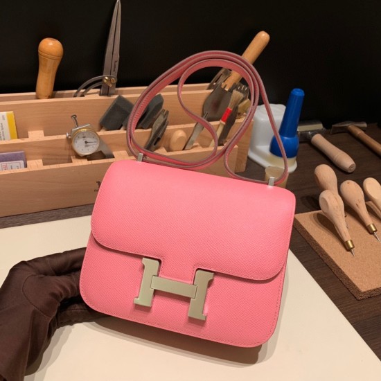 Hermes Constance 19cm 1Q/Rose Confetti Silver Hardware 18cm Full Handmade Hermes Constance 19cm 1Q/Rose Confetti Silver Hardware 18cm Full Handmade