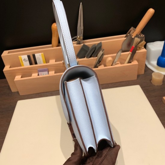 Hermes Constance 19cm Epsom 7R /Azur Silver Hardware 18cm Full Handmade Hermes Constance 19cm Epsom 7R /Azur Silver Hardware 18cm Full Handmade