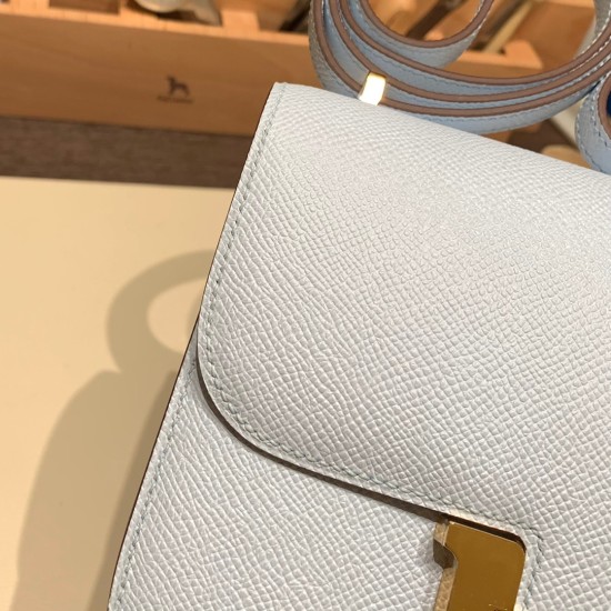 Hermes Constance 19cm Epsom 7R/ Azur Gold Hardware 18cm Full Handmade Hermes Constance 19cm Epsom 7R/ Azur Gold Hardware 18cm Full Handmade