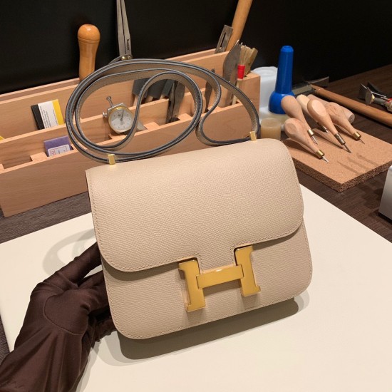 Hermes Constance 19cm Epsom S2 /Trench Gold Hardware 18cm Full Handmade Hermes Constance 19cm Epsom S2 /Trench Gold Hardware 18cm Full Handmade