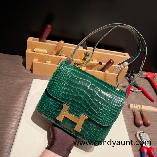 Hermes Constance 24cm Shiny Alligator Crocodile 67 /Vert Fonce Gold Hardware Hermes Constance 24cm Shiny Alligator Crocodile 67 /Vert Fonce Gold Hardware