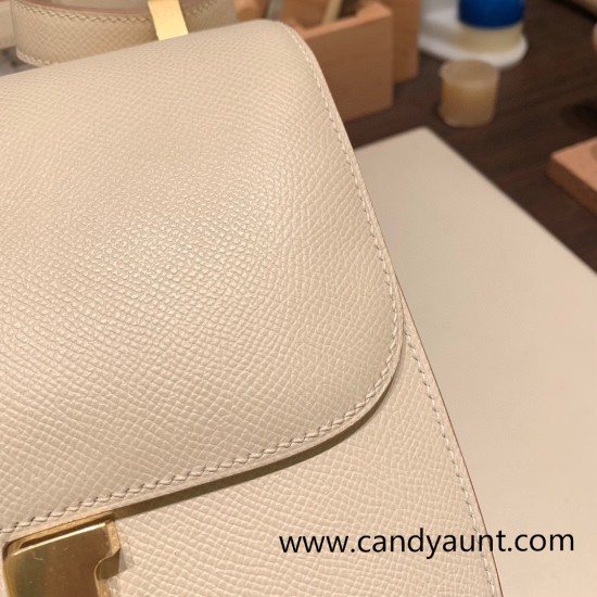 Hermes Constance 24cm10 /Craie Gold Hardware Hermes Constance 24cm10 /Craie Gold Hardware
