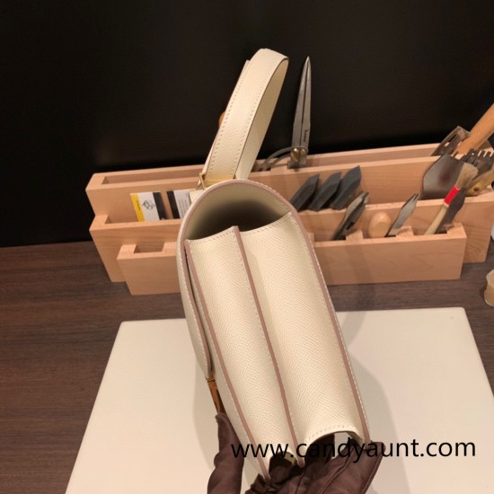 Hermes Constance 24cm10 /Craie Gold Hardware Hermes Constance 24cm10 /Craie Gold Hardware