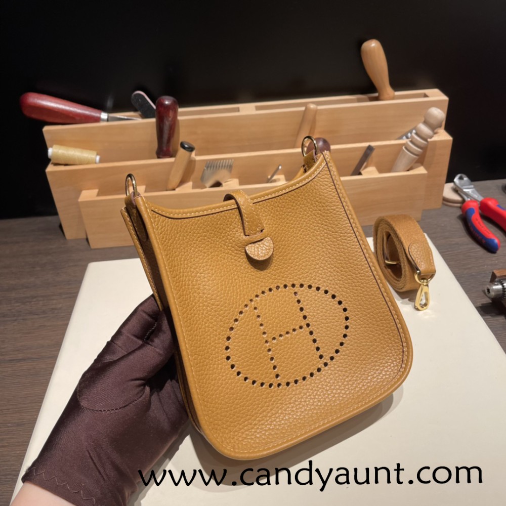 HERMES TPM Mini Evelyn Clemence 0M/Chai GoldHardware