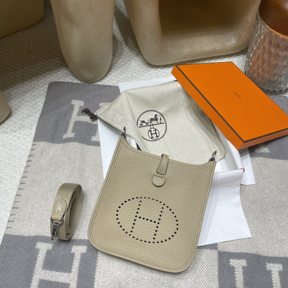 HERMES TPM Mini Evelyn Clemence 10 /Craie&1Z/Jaune Poussin SilverHardware