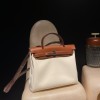 hebag 31 2WAY Herbag Zip 31 Twill Ash Canvas Material  Beige   Full Handmade